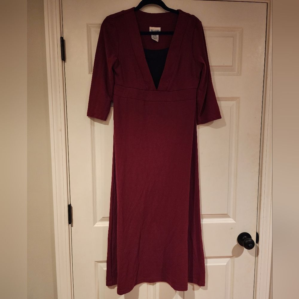 Blair stretchy maroon and black midi dress M